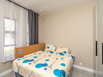 3 Bedroom Garden Flat