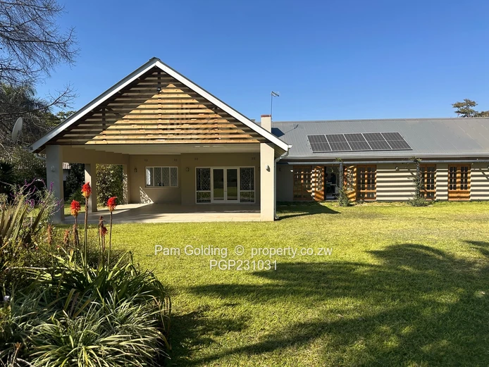 Charming 3 Bedroom House - Highlands 