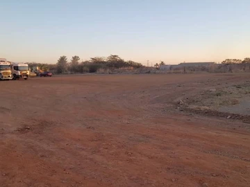 Commercial & Industrial Land