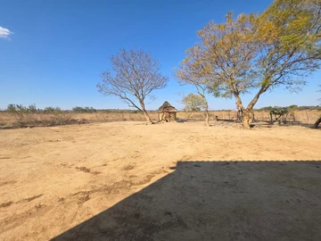 Farm & Agricultural Land