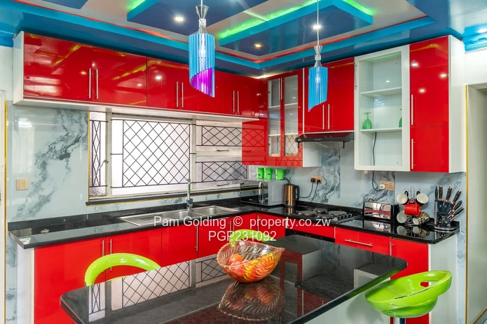 Flat/Apartment For Sale in Avenues