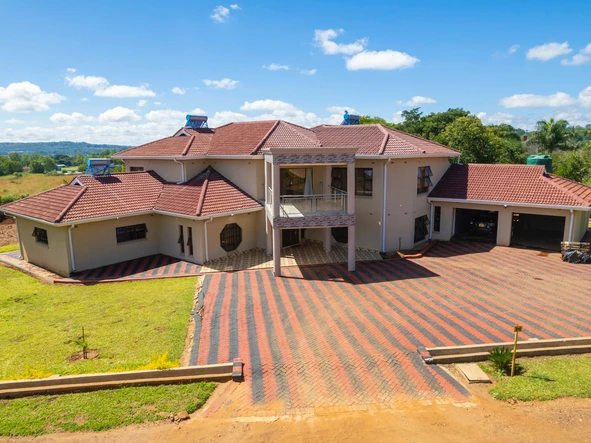 Newly Built, Big Family Home