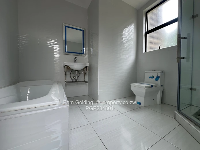 Luxurious Townhouses - Glen Lorne 