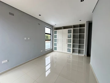 3 Bedroom Garden Flat