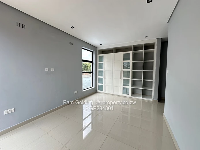 Luxurious Townhouses - Glen Lorne 