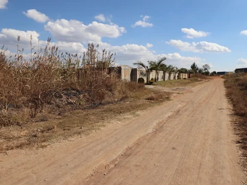 Residential Stand for Sale – Whitecliff
