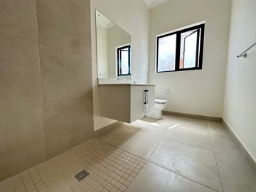 3 Bedroom Garden Flat