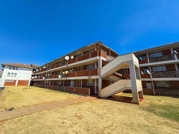 Well Looked after Ground Floor Unit