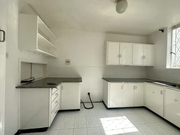 2 Bedroom Garden Flat
