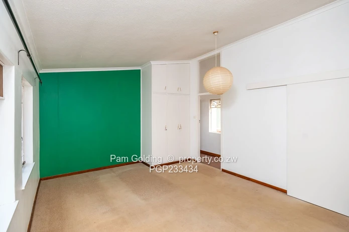 4 Bedroom House in a Quiet Complex (Sole Mandate)