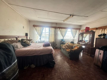 Farm & Agricultural Land