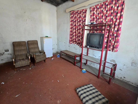 Farm & Agricultural Land