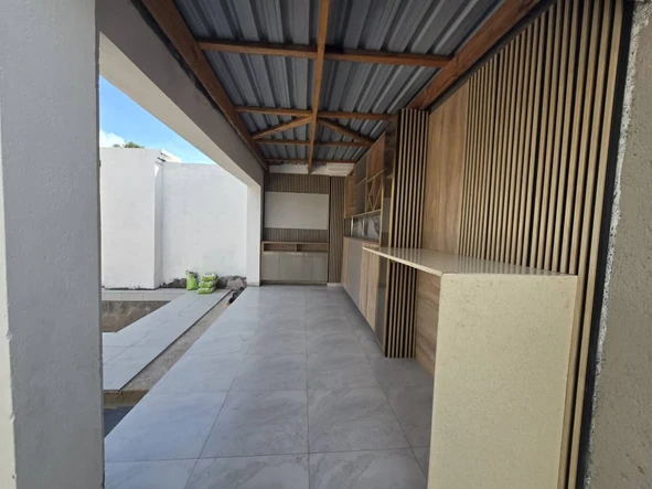 3 Unit Townhouse Complex