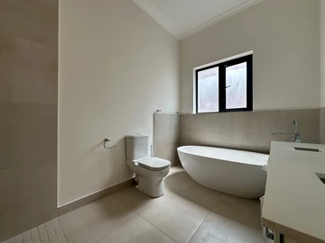 3 Bedroom Garden Flat