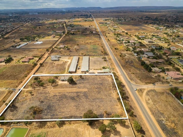 Farm & Agricultural Land