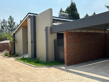 3 Bedroom Townhouse Complex