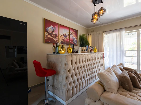 2 Bedroom Garden Flat