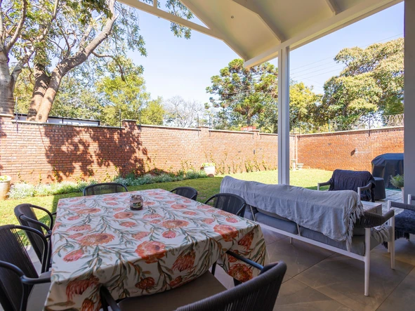 8 Unit Townhouse Complex