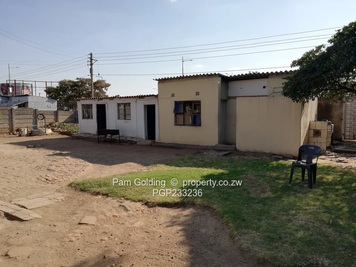 3 bedroomed house in Braeside