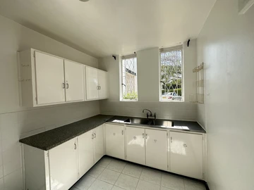 2 Bedroom Garden Flat