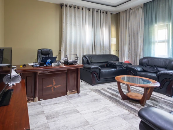 7 Bedroom Townhouse Complex