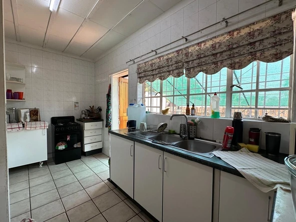 3 Bedroom Garden Flat