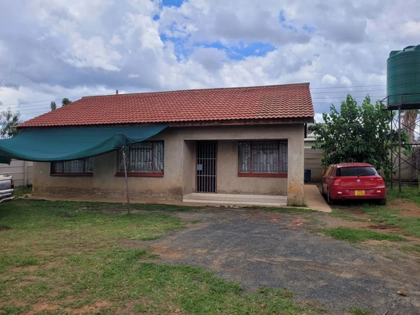 3 Bedroom Cottage for sale in Adylinn,Westgate