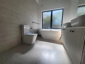 3 Unit Townhouse Complex