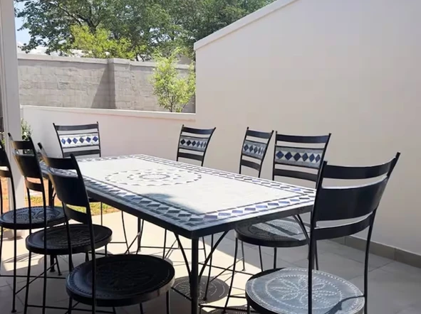 3 Bedroom Flat & Apartment