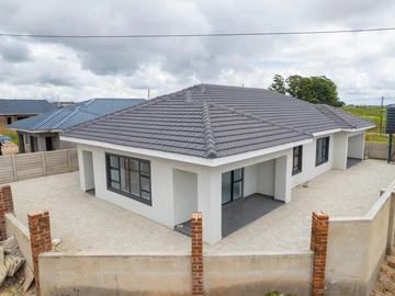 Newly Constructed Corner Property in Mabvazuva