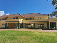 6 Bedroom House