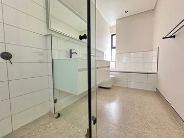 3 Bedroom Garden Flat