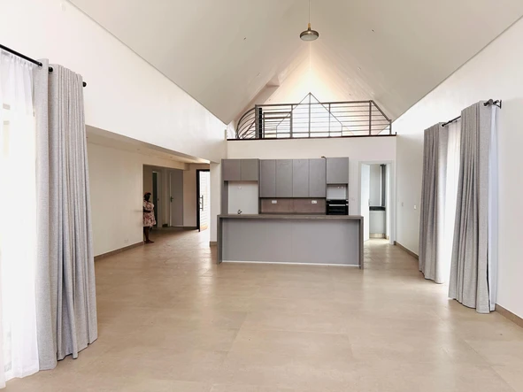 4 Bedroom Garden Flat