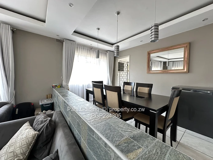 Cosy 3 Bedroom home - Greendale 