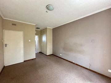 2 Bedroom Garden Flat