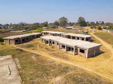 3 Bedroom Flat & Apartment