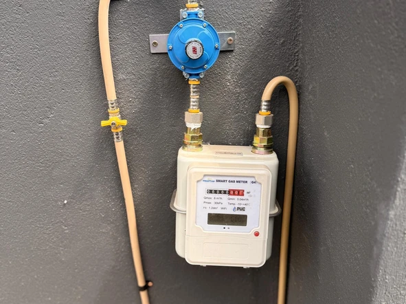 4 Bedroom Garden Flat