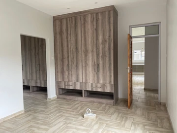 3 Bedroom Garden Flat