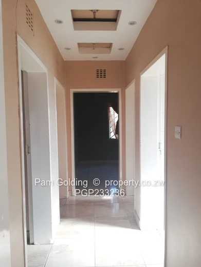 3 bedroomed house in Braeside