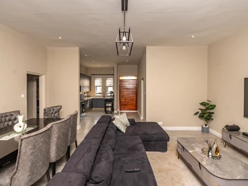 3 Bedroom Garden Flat