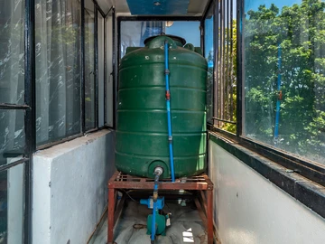 3 Bedroom Flat & Apartment