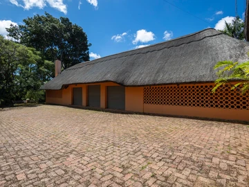 Farm & Agricultural Land