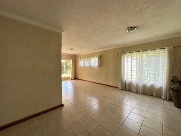 2 Bedroom Garden Flat