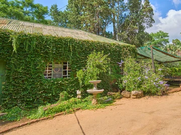 Commercial & Industrial Land