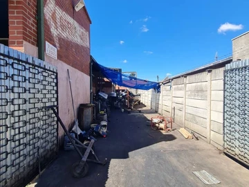 Warehouse & Factory