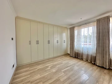 3 Bedroom Townhouse Complex