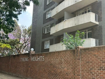 2 Bedroom Flat & Apartment