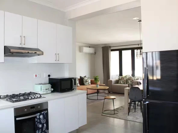 3 Bedroom Flat & Apartment