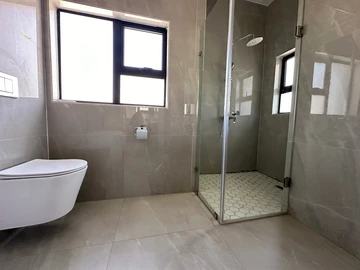 3 Bedroom Garden Flat