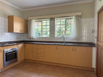2 Bedroom Garden Flat